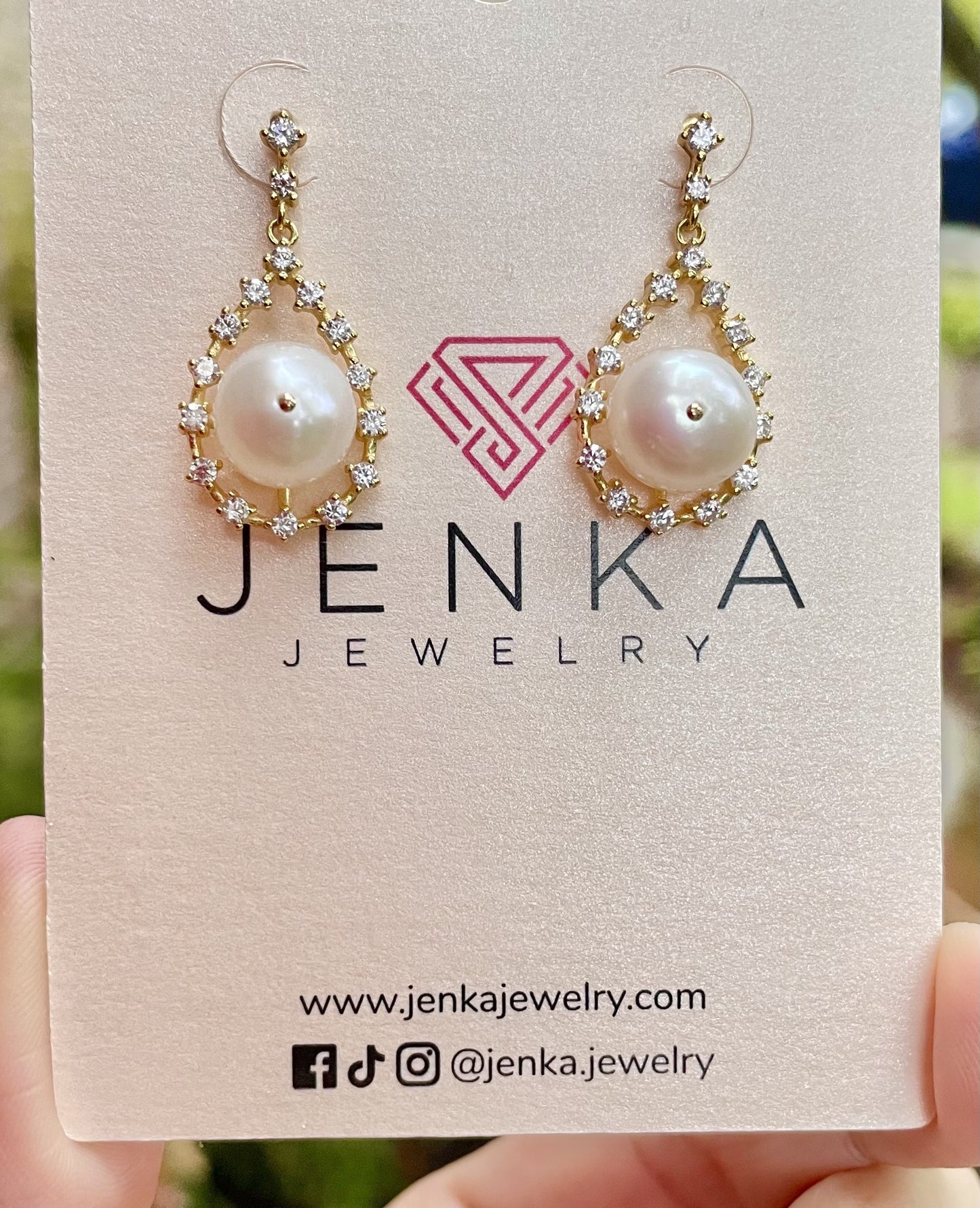 Round Pearl Golden Drop Earrings