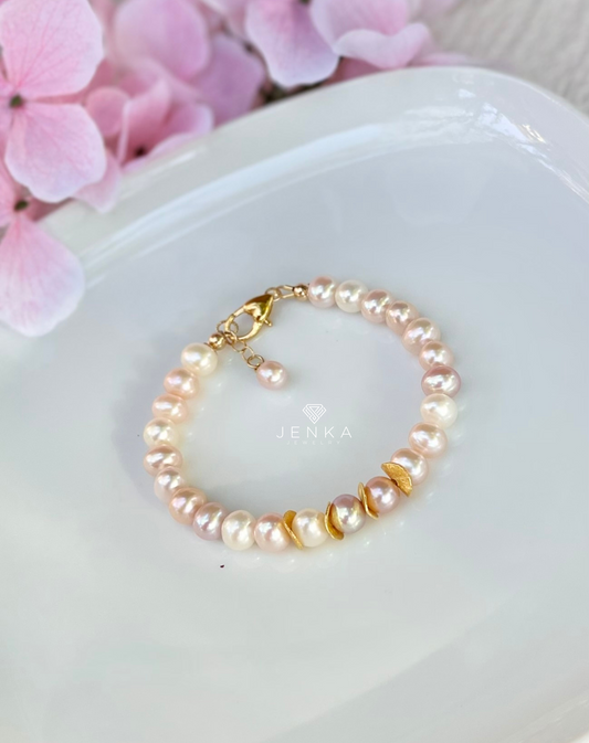 Multicolor Pearl Bracelet w/waves beads