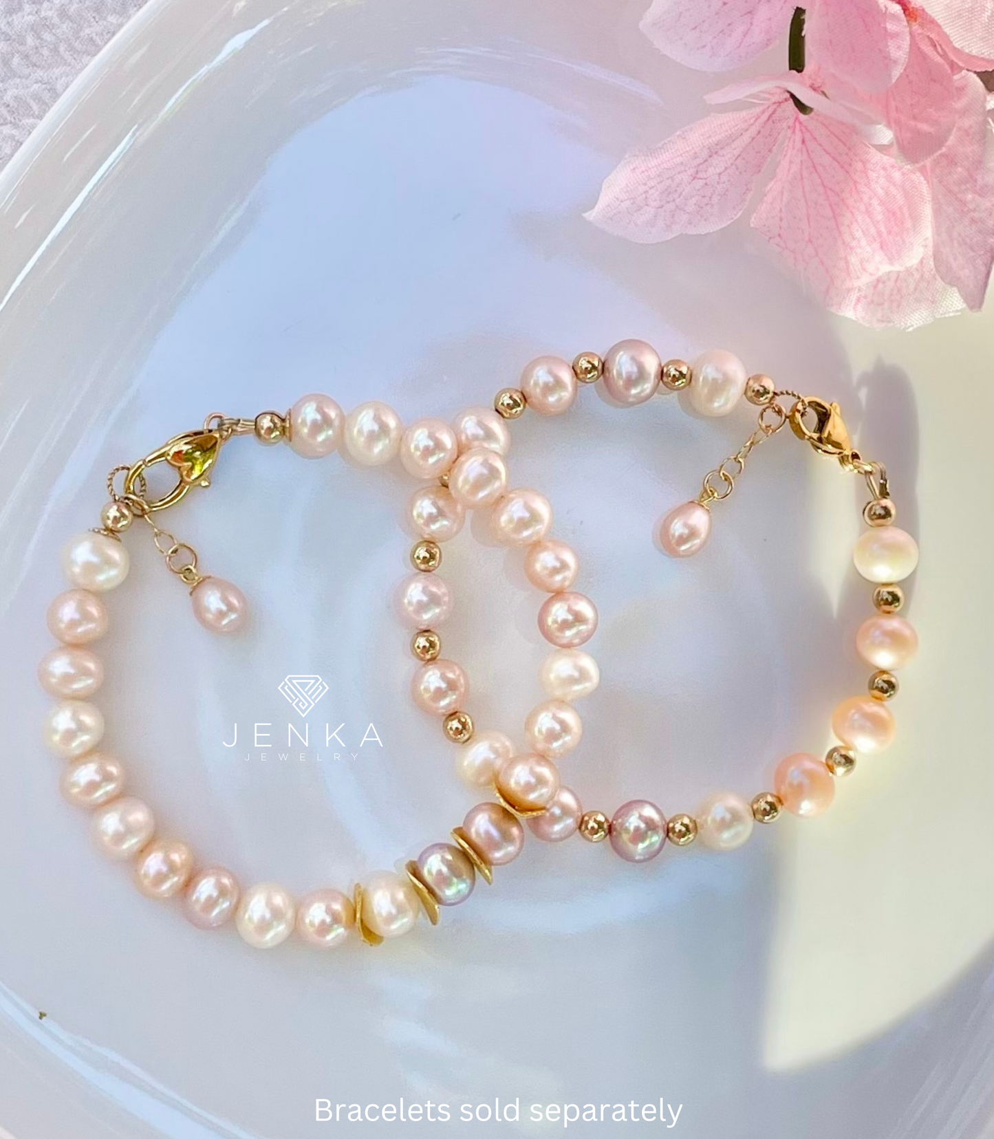 Multicolor Pearl Bracelet w/waves beads