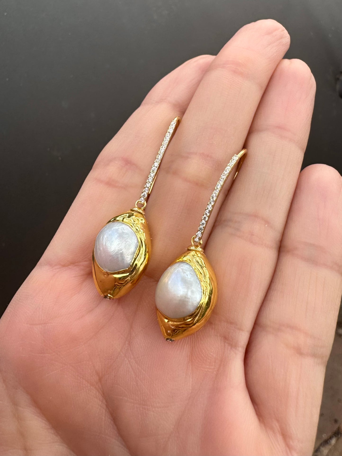 Electroplated Pearl Earrings