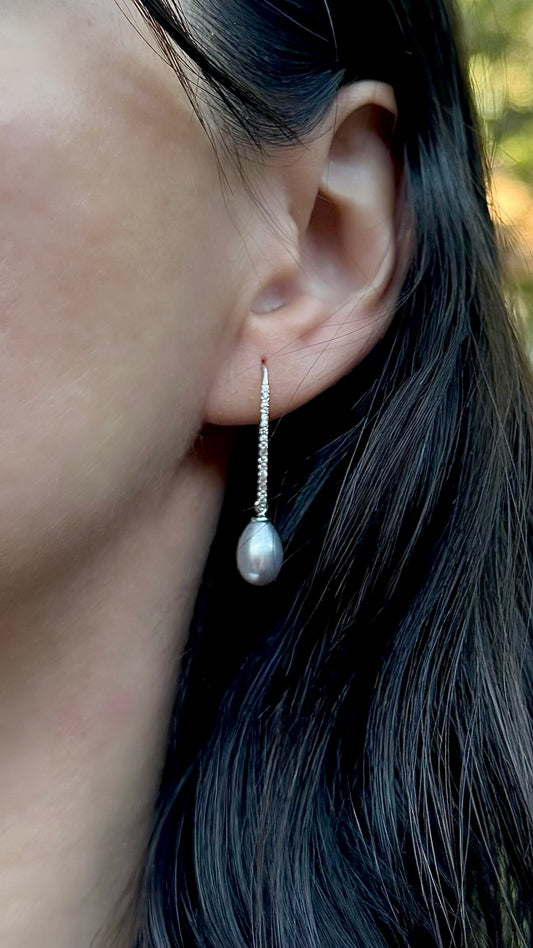 Silver Oval Pearl Earrings