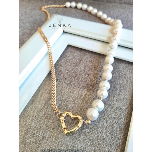 Round Pearl and Chain Necklace